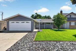 366 Trinity Dr, Vacaville, CA 95687 - Photo 2