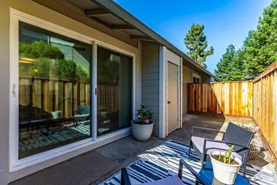 25084 Vista Greens Court, Hayward, CA 94541 - Photo 12