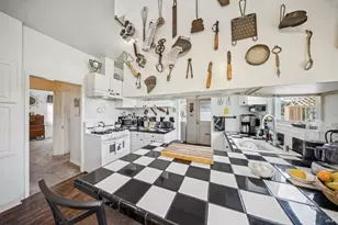 19390 Orange Ave, Sonoma, CA 95476 - Photo 22