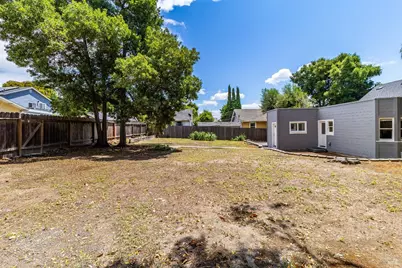 445 E H Street, Benicia, CA 94510 - Photo 36