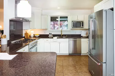 613 Rowland Boulevard, Novato, CA 94947 - Photo 16