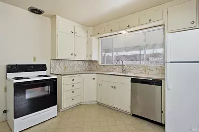 320 Shortt Road, Santa Rosa, CA 95405 - Photo 8