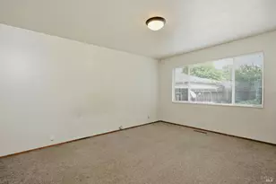 320 Shortt Rd, Santa Rosa, CA 95405 - Photo 16