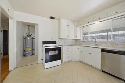 320 Shortt Road, Santa Rosa, CA 95405 - Photo 10