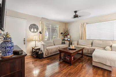 140 Del Rio Court #1, Vacaville, CA 95687 - Photo 4