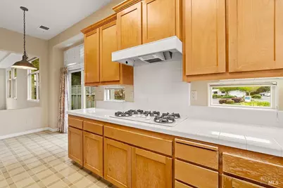 6600 Pine Valley Drive, Santa Rosa, CA 95409 - Photo 22