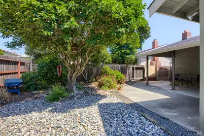 2275 Cambridge Drive, Fairfield, CA 94533 - Photo 32