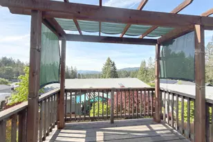 27009 Hawk Ct, Willits, CA 95490 - Photo 30