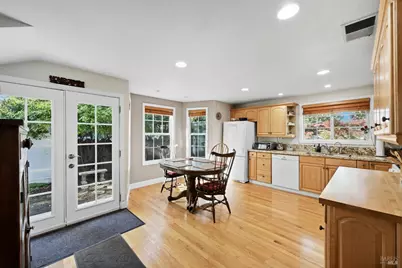735 Carr Avenue, Santa Rosa, CA 95404 - Photo 14