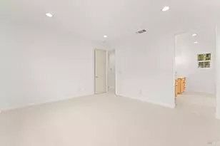8364 Bennington Ct, Vallejo, CA 94591 - Photo 34