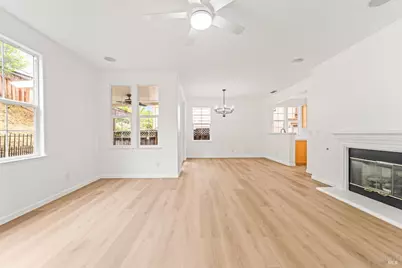 8364 Bennington Court, Vallejo, CA 94591 - Photo 18