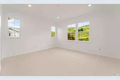 8364 Bennington Court, Vallejo, CA 94591 - Photo 32