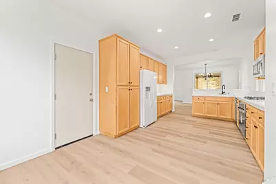 8364 Bennington Court, Vallejo, CA 94591 - Photo 28