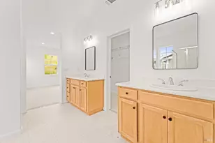 8364 Bennington Ct, Vallejo, CA 94591 - Photo 42