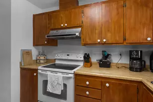 655 W Creekside Cir, Dixon, CA 95620 - Photo 14