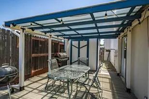 655 W Creekside Cir, Dixon, CA 95620 - Photo 44