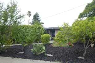 231 Peach St, Santa Rosa, CA 95407 - Photo 2