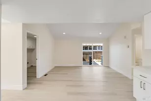 1821 Strasbourg Ln, Antioch, CA 94509 - Photo 24