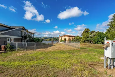 708 W I Street, Benicia, CA 94510 - Photo 6