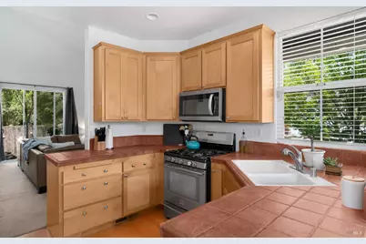 1920 Bodie Street, Santa Rosa, CA 95403 - Photo 8