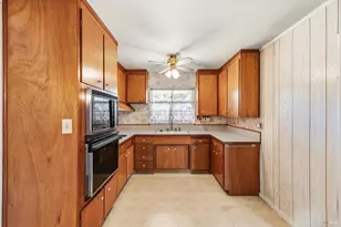 213 Hemlock St, Vacaville, CA 95688 - Photo 16