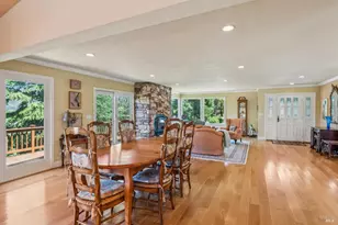 425 Oak Point Pl, Santa Rosa, CA 95409 - Photo 16