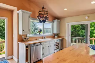 425 Oak Point Pl, Santa Rosa, CA 95409 - Photo 26