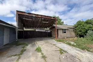 697 Nevada St, Oakland, CA 94603 - Photo 10