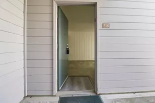 318 Larkspur Plaza Dr, Larkspur, CA 94939 - Photo 2