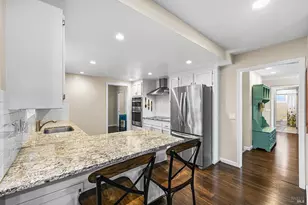 2412 Horseshoe Dr, Santa Rosa, CA 95405 - Photo 10