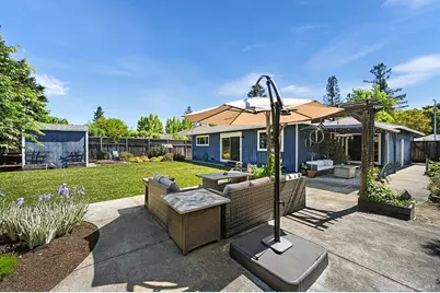 2412 Horseshoe Drive, Santa Rosa, CA 95405 - Photo 4