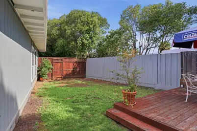 695 Sunset Parkway, Novato, CA 94947 - Photo 40