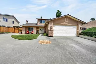 231 Panorama Dr, Benicia, CA 94510 - Photo 2
