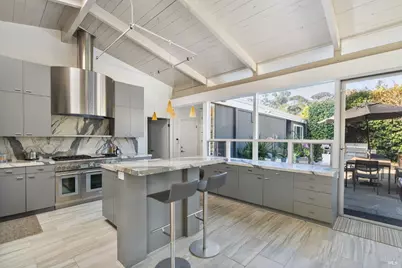 43 La Crescenta Way, San Rafael, CA 94901 - Photo 6