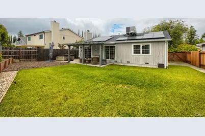 319 Brookdale Drive, Vacaville, CA 95687 - Photo 40