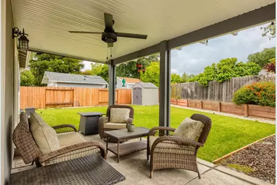319 Brookdale Drive, Vacaville, CA 95687 - Photo 36