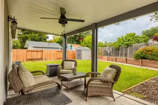 319 Brookdale Dr, Vacaville, CA 95687 - Photo 36