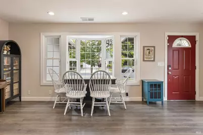 319 Brookdale Drive, Vacaville, CA 95687 - Photo 10
