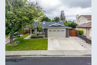 319 Brookdale Drive, Vacaville, CA 95687 - Photo 44