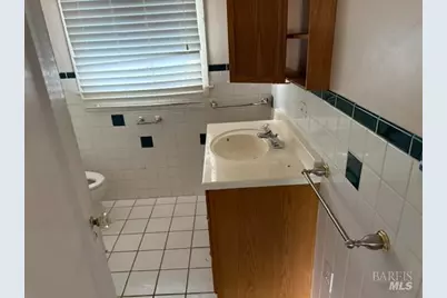 2050 102nd Avenue, Oakland, CA 94603 - Photo 10