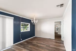 393 Circulo La Cruz, Rohnert Park, CA 94928 - Photo 10