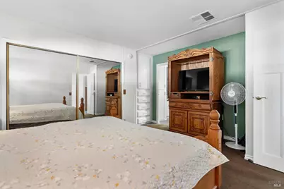 393 Circulo La Cruz, Rohnert Park, CA 94928 - Photo 14