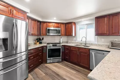 393 Circulo La Cruz, Rohnert Park, CA 94928 - Photo 6