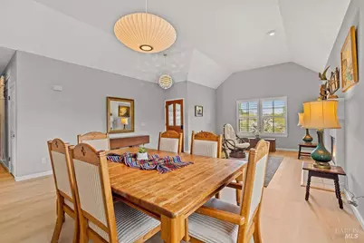 6287 Meadowbreeze Court, Santa Rosa, CA 95409 - Photo 16