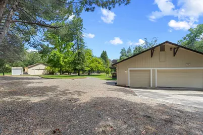 6772 Hillsview Drive, Vacaville, CA 95688 - Photo 36