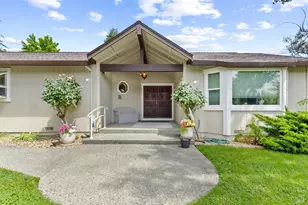 6772 Hillsview Dr, Vacaville, CA 95688 - Photo 1