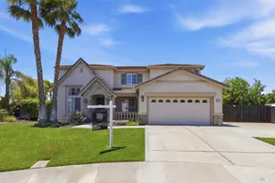 834 Blue Mesa Ct, Discovery Bay, CA 94505 - Photo 2
