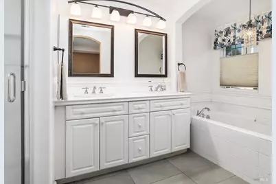 34 Woodbridge Way, Novato, CA 94949 - Photo 18