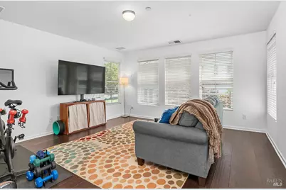 34 Woodbridge Way, Novato, CA 94949 - Photo 14