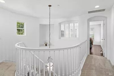 34 Woodbridge Way, Novato, CA 94949 - Photo 14